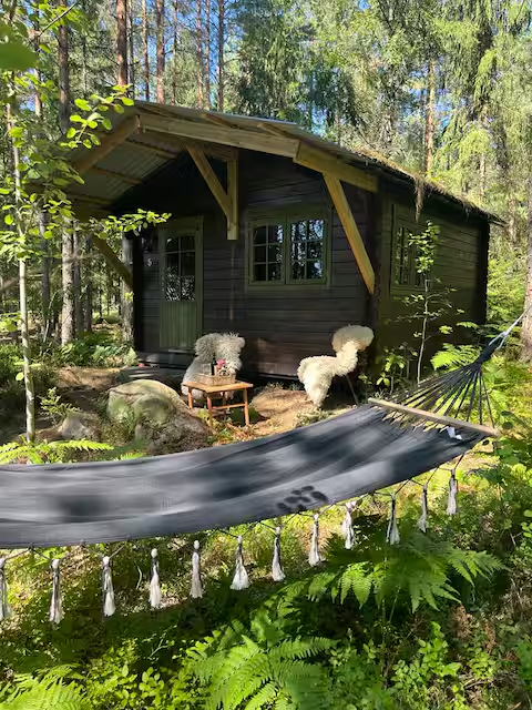 Hytte på hestegård